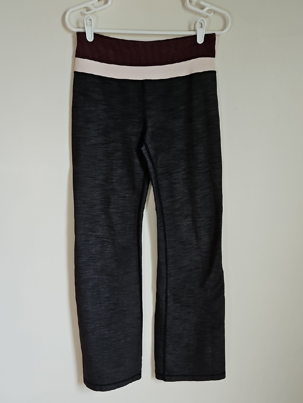 Lululemon SZ6 Groove Yoga Pant Flare Leg Activewear Athleisure